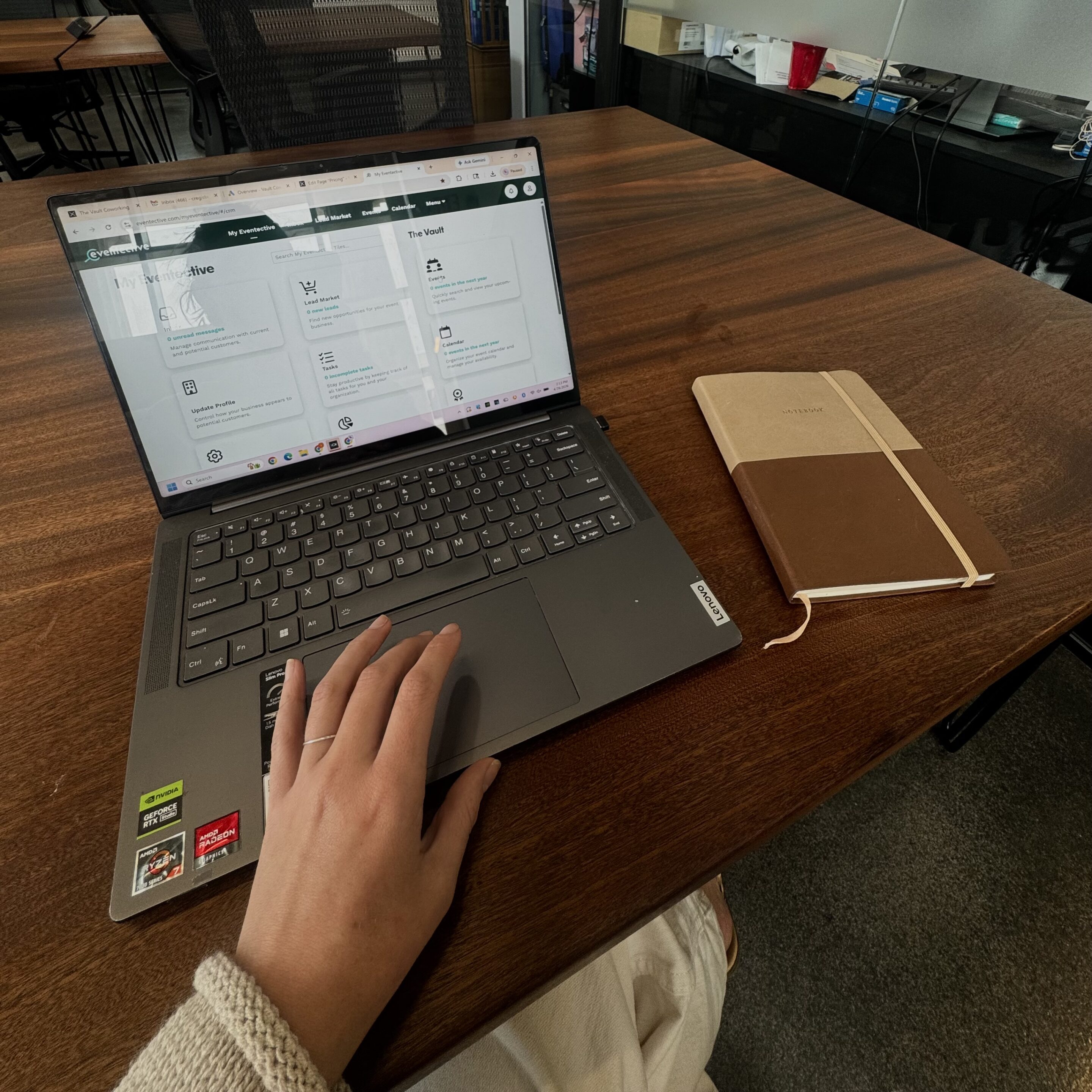 contact-the-vault-coworking